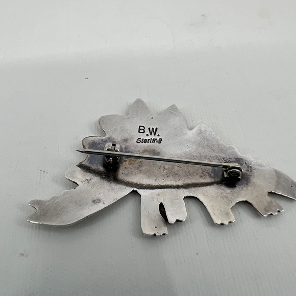 Vintage Sterling Silver Stegosaurus Dinosaur Pin/Brooch - Picture 7 of 9